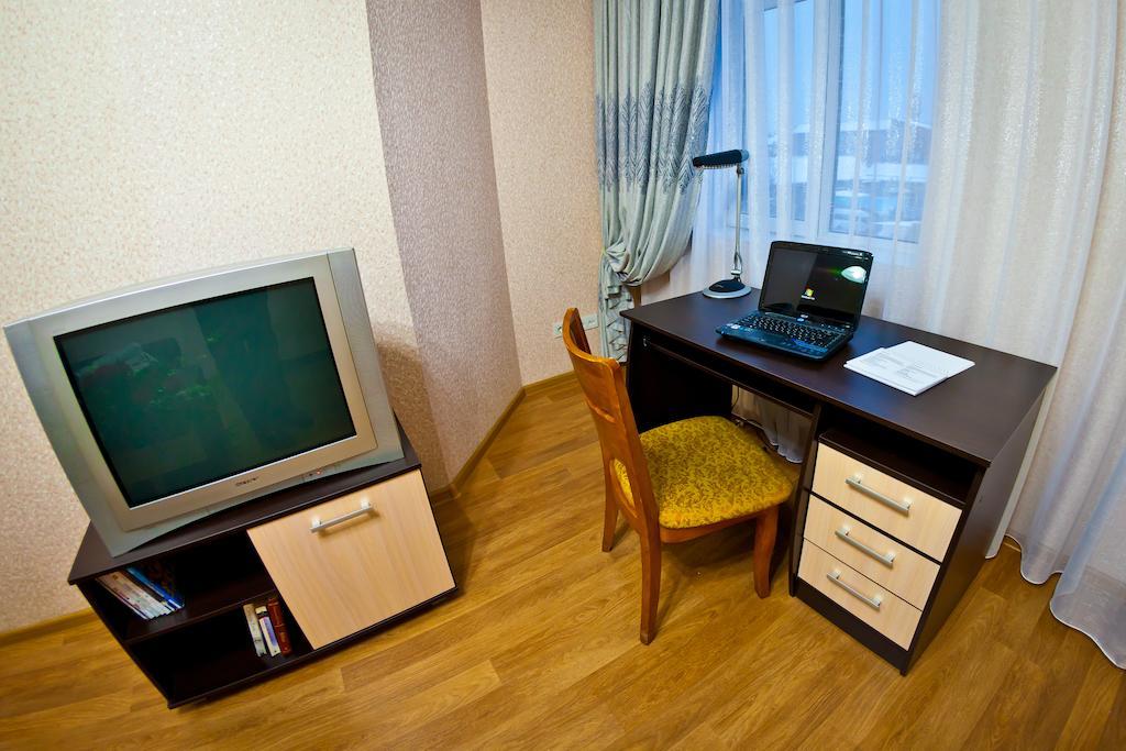 Golden Dragon Aparthotel 비슈케크 객실 사진