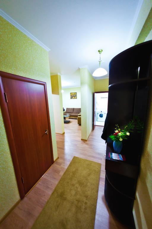 Golden Dragon Aparthotel 비슈케크 외부 사진