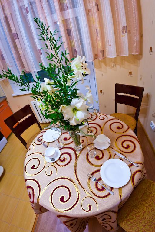 Golden Dragon Aparthotel 비슈케크 외부 사진