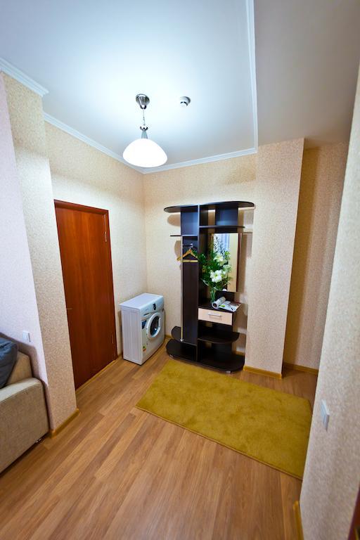 Golden Dragon Aparthotel 비슈케크 외부 사진