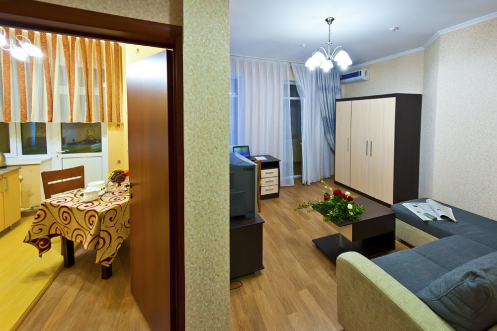 Golden Dragon Aparthotel 비슈케크 외부 사진