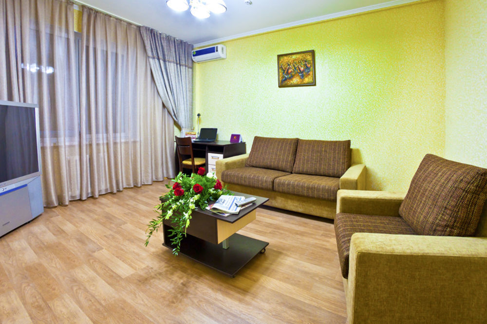 Golden Dragon Aparthotel 비슈케크 외부 사진